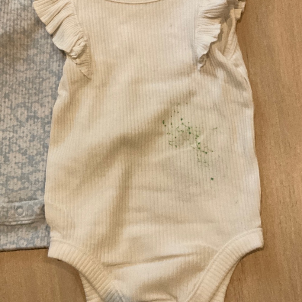 Ruffled Rib Onesie Bundle - Picture 3 of 5